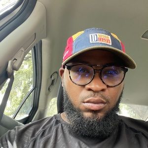 Meet your Posher, Deontae